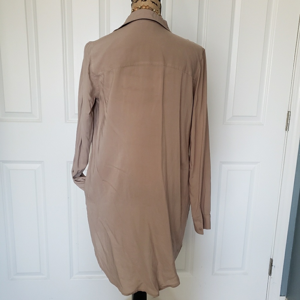 Button down shirt - Picture 2 of 4